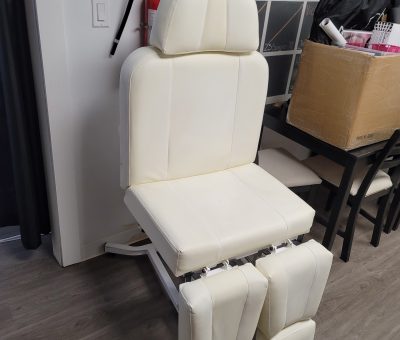 Hydraulic Aesthetics Chair gallery item